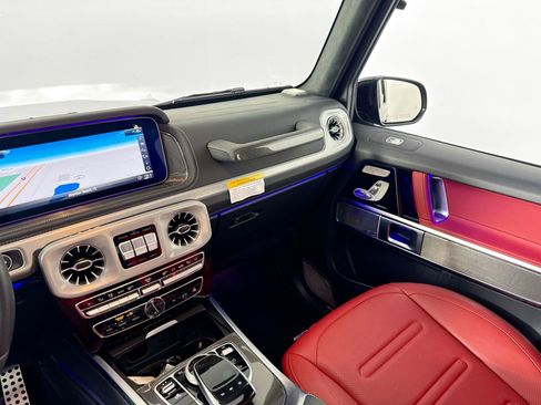 Used 2024 Mercedes-Benz G 550 image 26