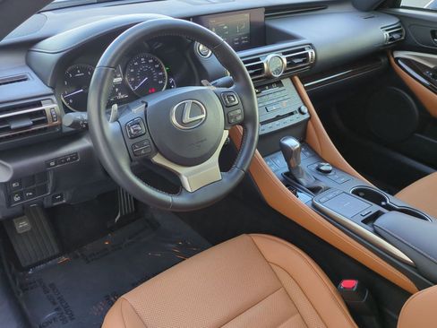 Used 2019 Lexus RC 350 w/ Premium Package RWD image 30