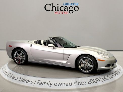 Used 2007 Chevrolet Corvette Convertible w/ Preferred Equipment Group image 2