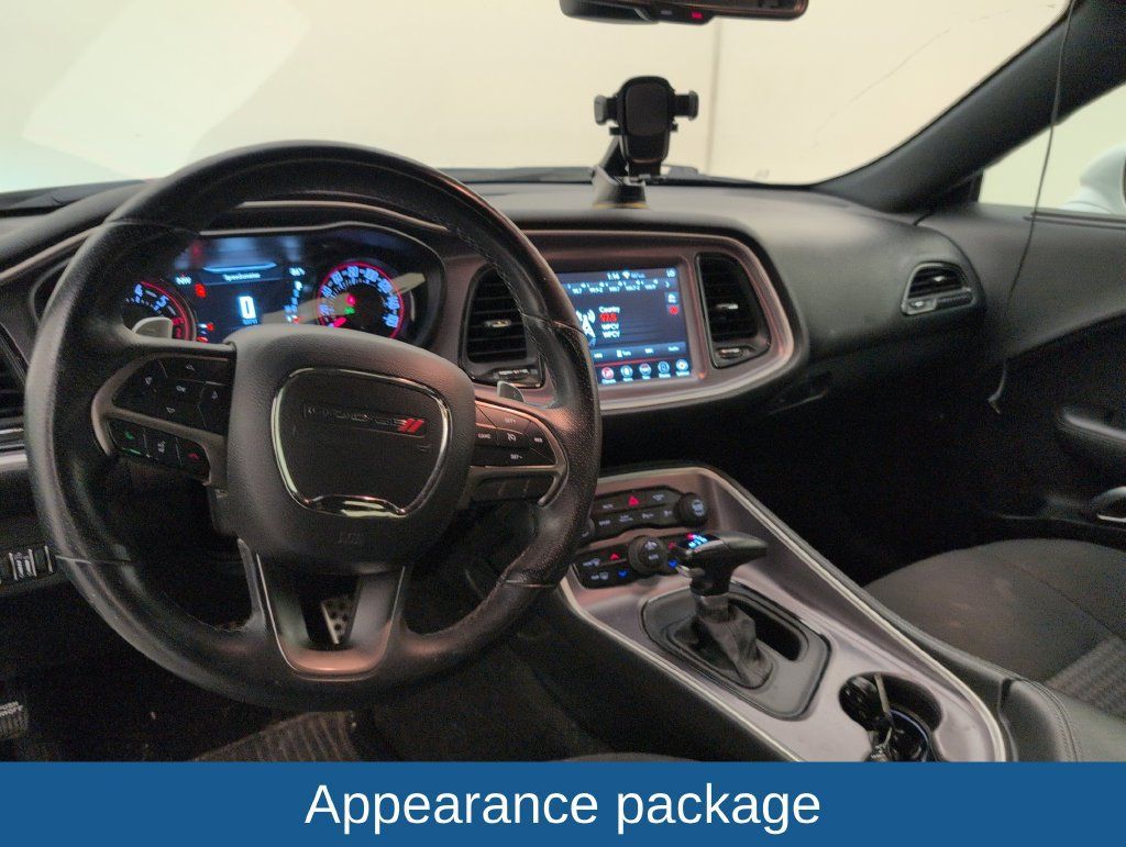 Used 2019 Dodge Challenger R/T RWD image 4