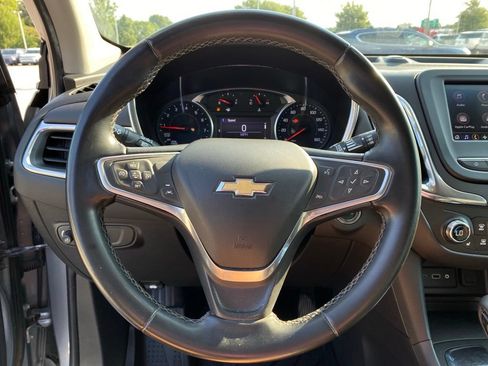 Used 2023 Chevrolet Equinox LT FWD image 14