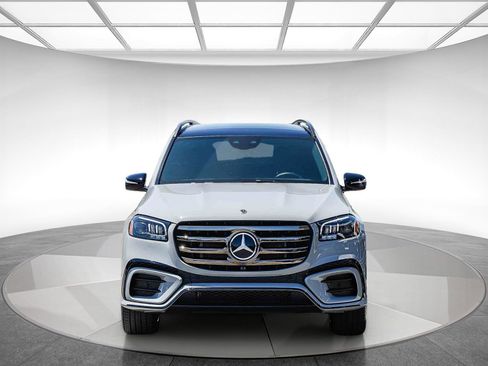 Certified 2025 Mercedes-Benz GLS 450 4MATIC image 6