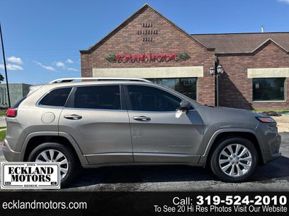 Used 2017 Jeep Cherokee Overland w/ Technology Group