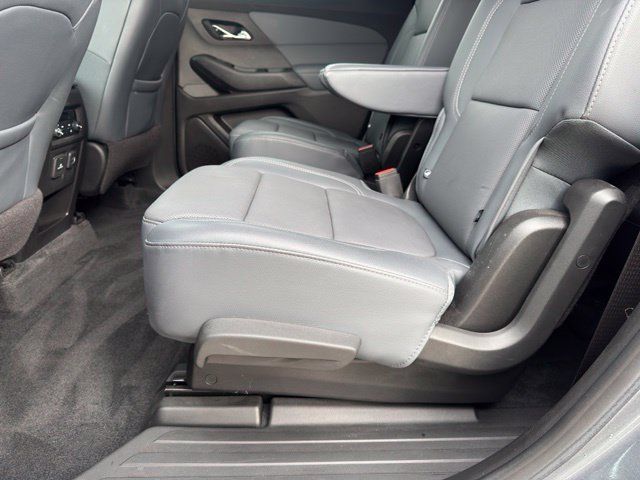 Used 2019 Chevrolet Traverse Premier w/ LPO, Floor Liner Package AWD/4WD image 8