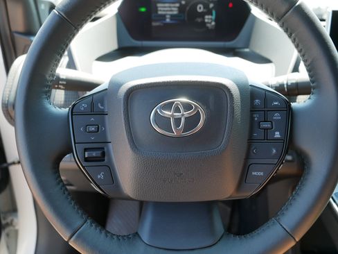 Used 2023 Toyota bZ4X AWD w/ Weather Package image 25