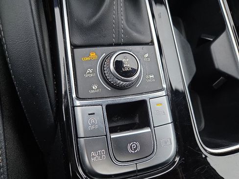 Used 2025 Kia Telluride SX X-Line image 21