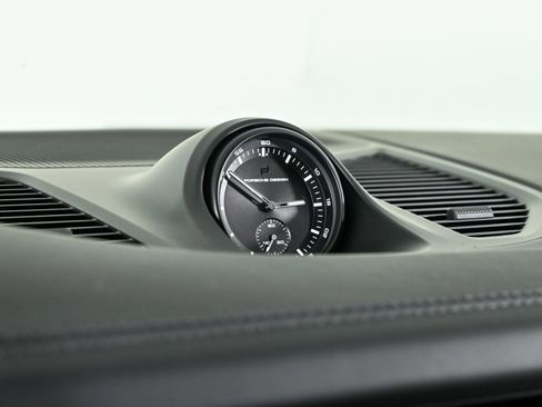 New 2025 Porsche Cayenne S image 17