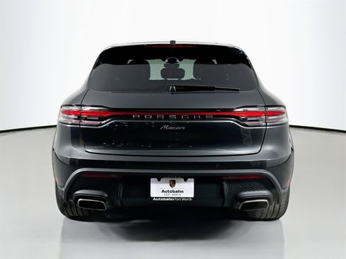 Certified 2025 Porsche Macan image 5