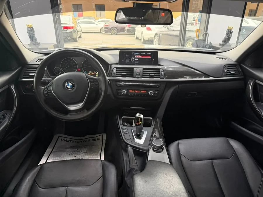 Used 2015 BMW 328i xDrive Sedan w/ Premium Package AWD/4WD image 8