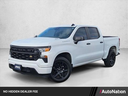 Used 2025 Chevrolet Silverado 1500 Custom RWD image 1