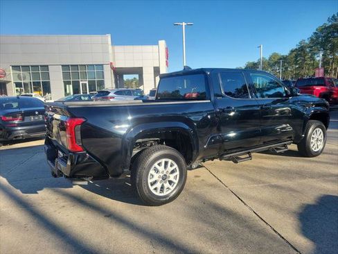 Certified 2025 Toyota Tacoma SR5 image 7