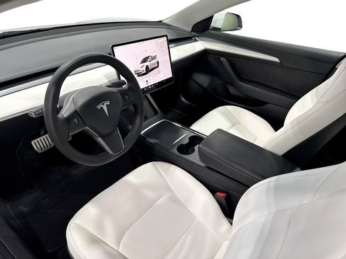 Certified 2023 Tesla Model 3 Performance AWD/4WD image 9