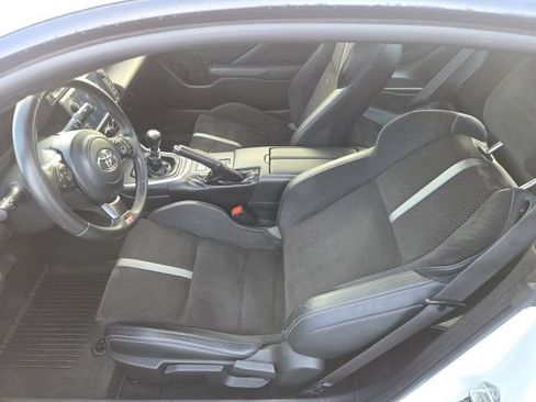 Used 2024 Toyota GR86 Premium RWD image 11