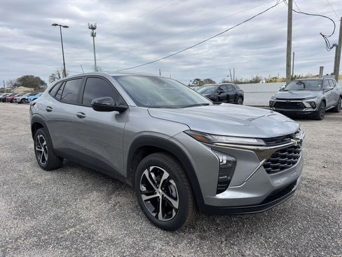 New 2026 Chevrolet Trax RS w/ Sunroof Package image 1