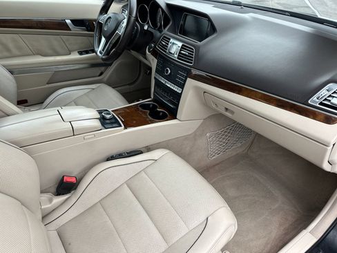 Used 2016 Mercedes-Benz E 550 Cabriolet image 17