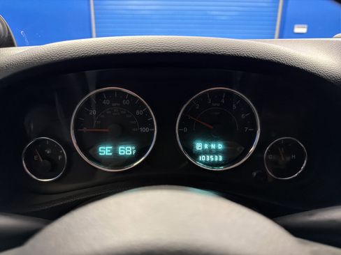 Used 2014 Jeep Wrangler Sport AWD/4WD image 16