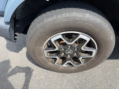 Used 2023 Ford Bronco Outer Banks AWD/4WD image 4