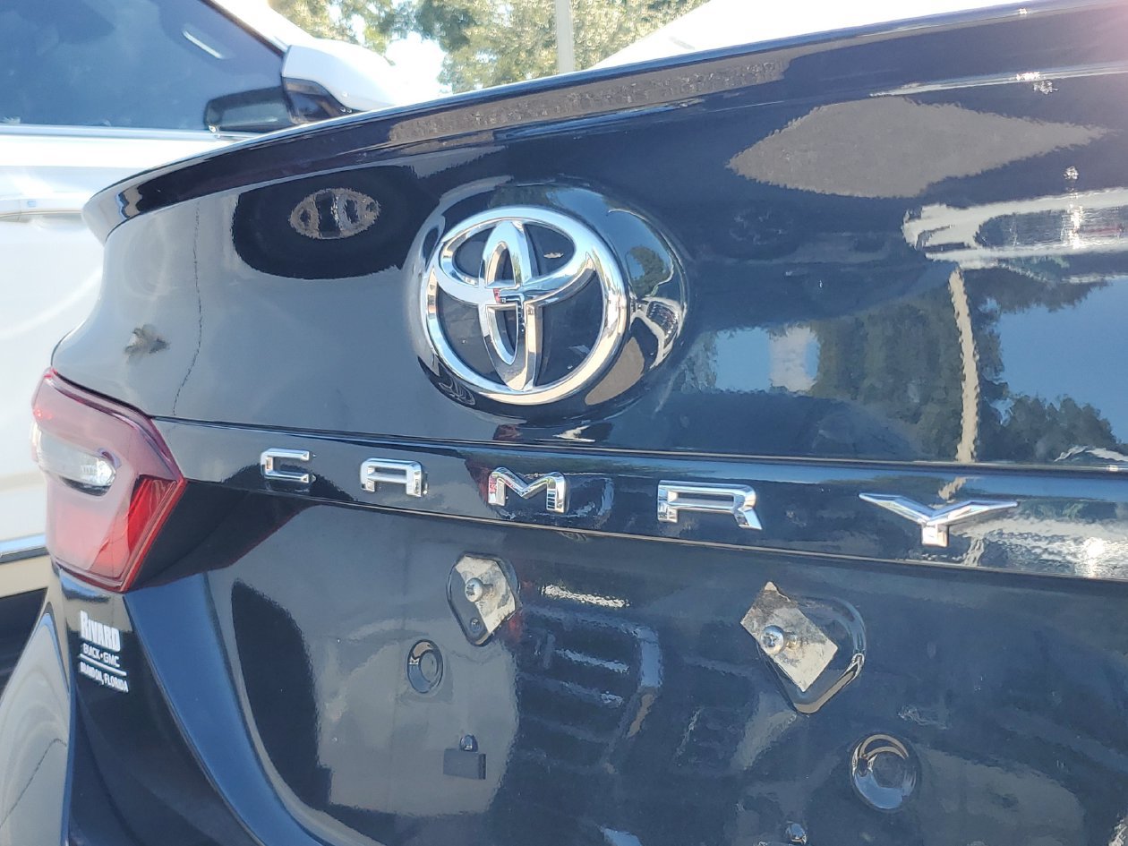 Used 2024 Toyota Camry SE w/ Convenience Package FWD image 6