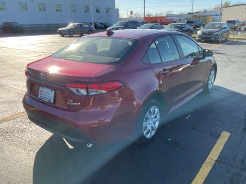 Used 2024 Toyota Corolla LE image 6