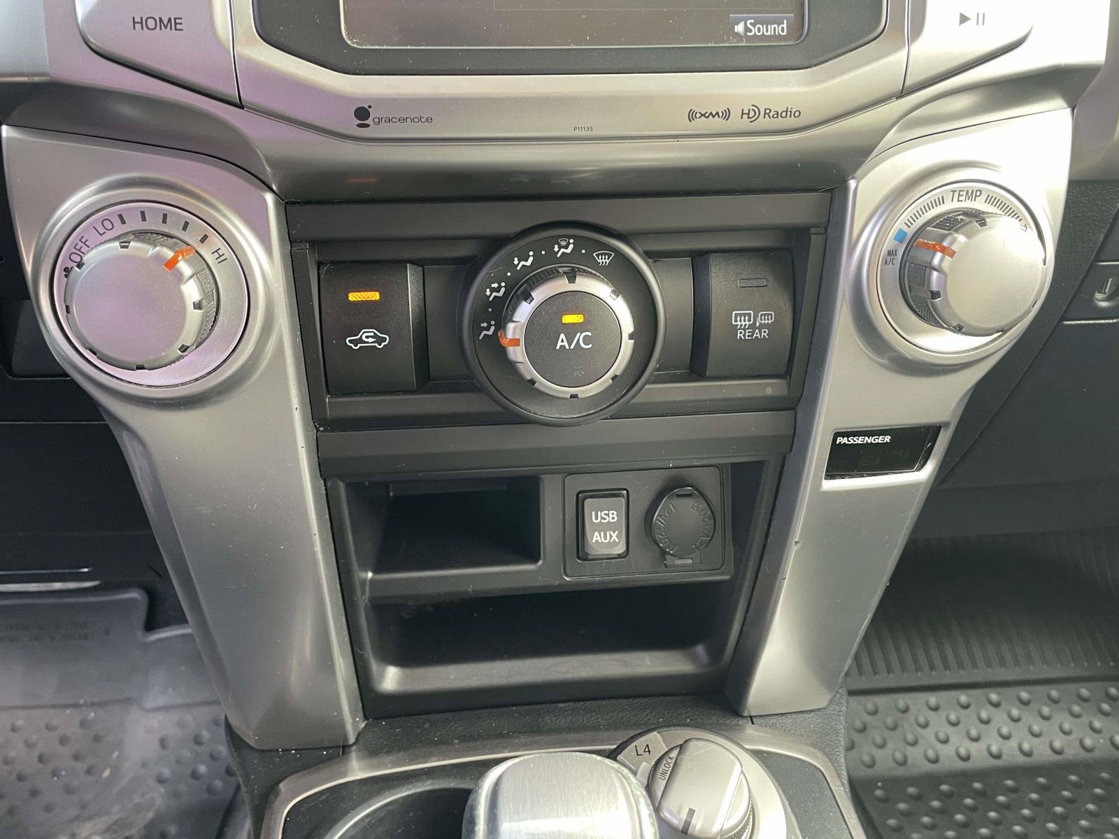 Used 2016 Toyota 4Runner SR5 AWD/4WD image 15