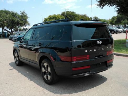 Used 2024 Hyundai Santa Fe SEL FWD image 9