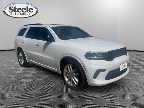 Used 2024 Dodge Durango GT image 7