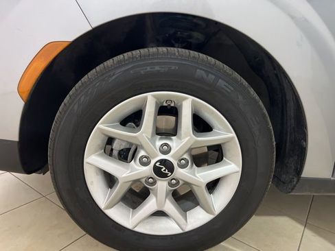 Used 2025 Kia Soul S image 30