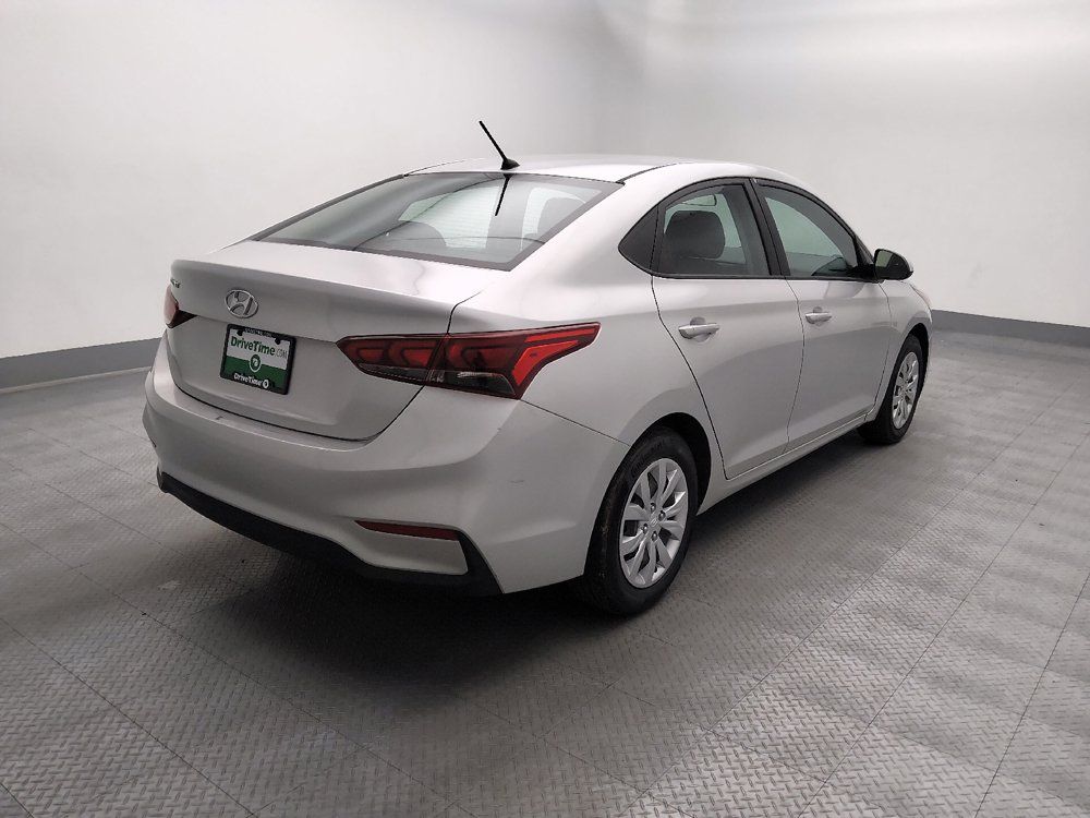 Used 2022 Hyundai Accent SE FWD image 9