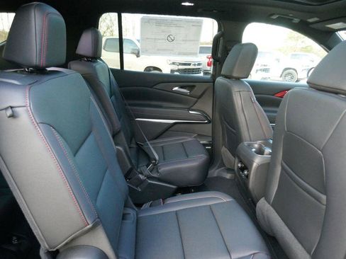 New 2026 Chevrolet Traverse Z71 w/ Enhanced Driving Package AWD/4WD image 13