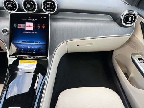 New 2026 Mercedes-Benz GLC 300 image 29