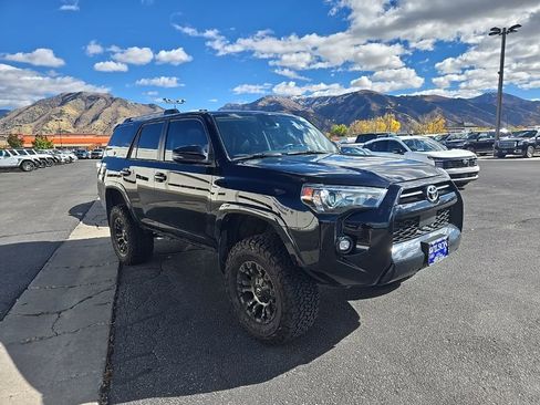 Used 2023 Toyota 4Runner SR5 Premium w/ Moonroof Package image 3