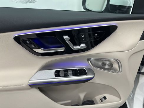 New 2026 Mercedes-Benz GLC 300 4MATIC image 11