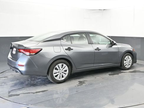 Used 2025 Nissan Sentra S FWD image 11