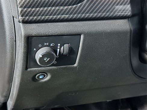 Used 2017 Jeep Grand Cherokee SRT image 10