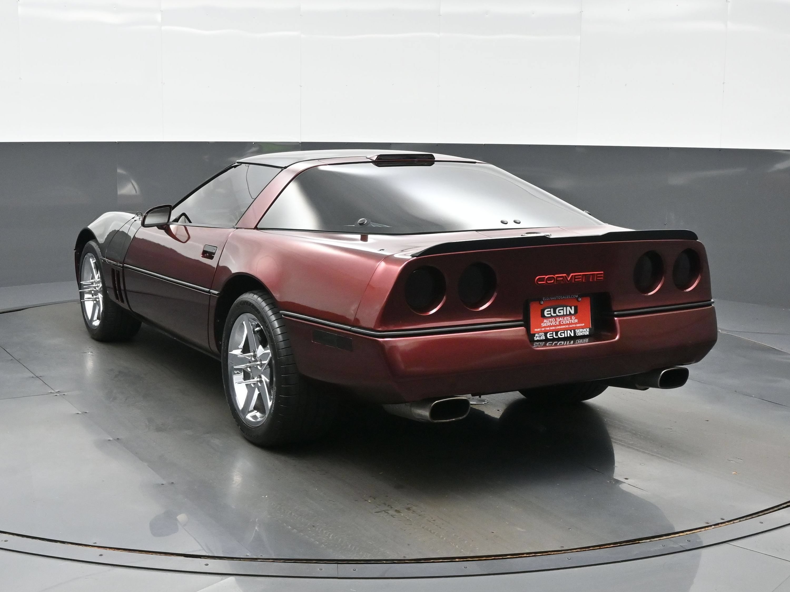 Used 1989 Chevrolet Corvette Coupe RWD image 4