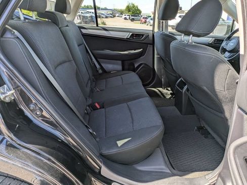Used 2019 Subaru Outback 2.5i AWD/4WD image 21