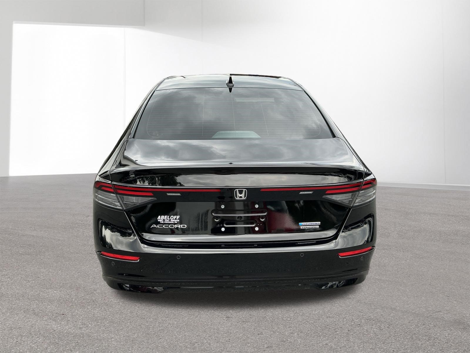 Used 2025 Honda Accord Touring image 4
