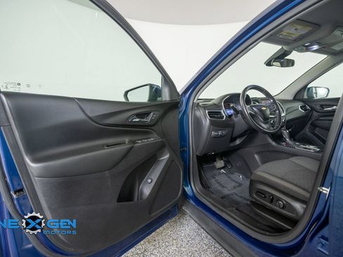 Used 2021 Chevrolet Equinox LT FWD image 9