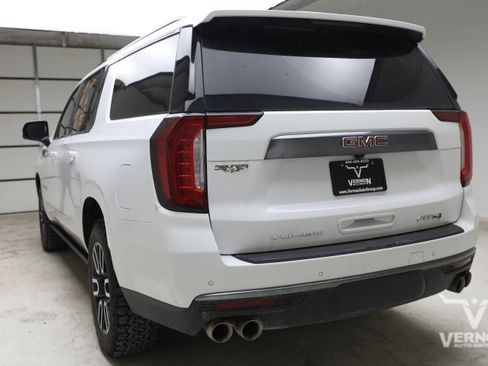 Used 2023 GMC Yukon XL AT4 w/ AT4 Premium Plus Package AWD/4WD image 2
