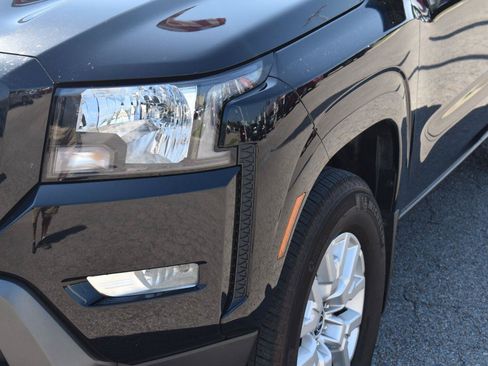 Used 2024 Nissan Frontier SV w/ SV Convenience Package RWD image 21