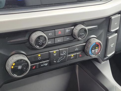 New 2026 Ford F350 XLT w/ XLT Premium Package image 41