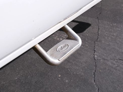 Used 2016 GMC Sierra 2500 2WD Crew Cab image 13