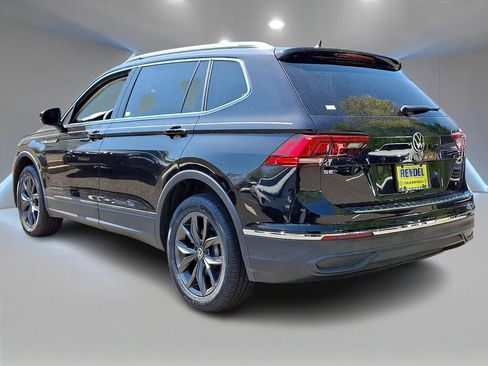 Certified 2023 Volkswagen Tiguan SE FWD image 7