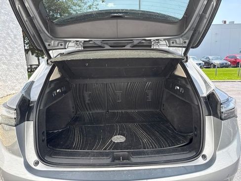 Used 2023 Buick Envision Avenir AWD/4WD image 7