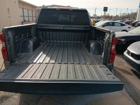 Used 2022 Chevrolet Silverado 1500 LT w/ Z71 Off-Road Package image 35