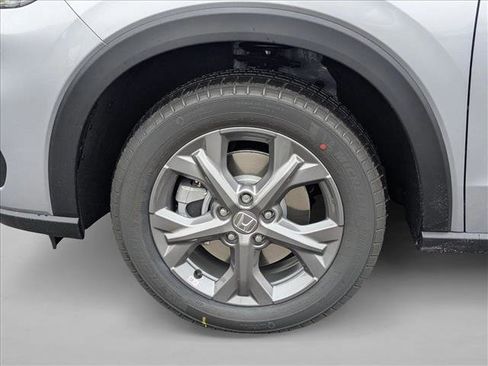 New 2026 Honda HR-V LX image 10