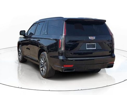 Used 2022 Cadillac Escalade Sport Platinum AWD/4WD image 4
