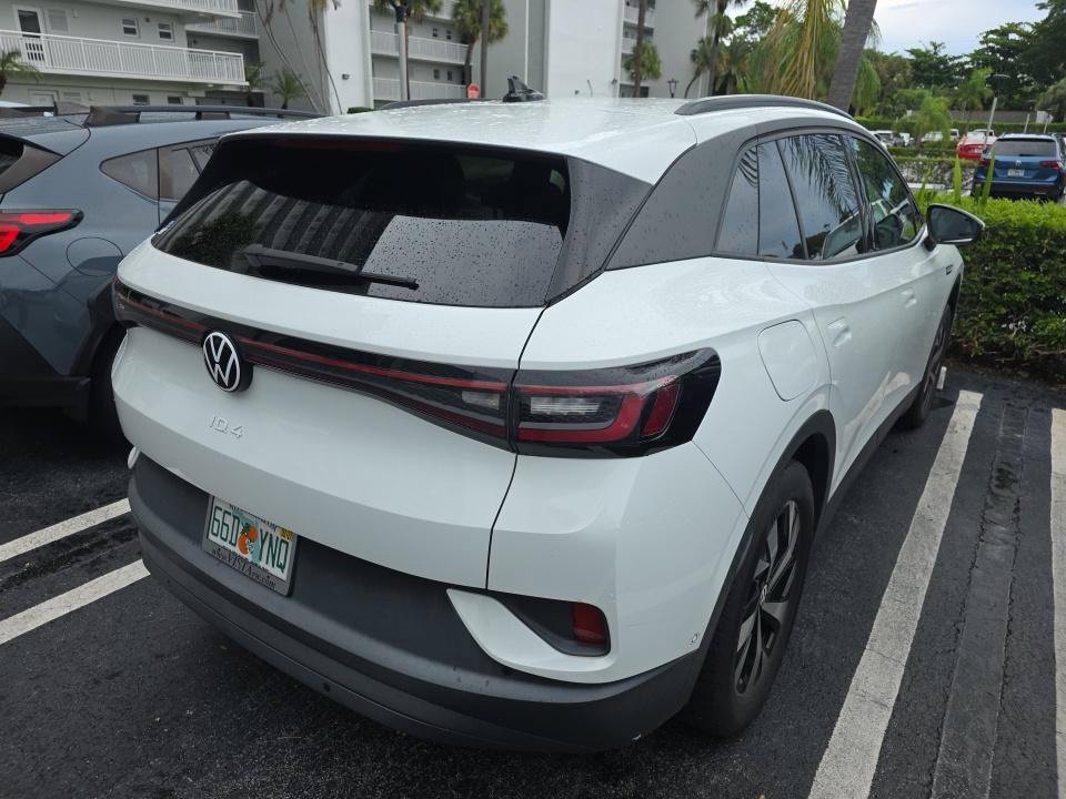 Used 2023 Volkswagen ID.4 Pro AWD/4WD image 4