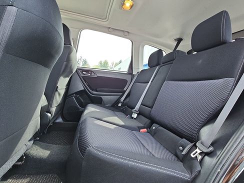 Used 2014 Subaru Forester 2.5i Premium w/ All-Weather Package image 25