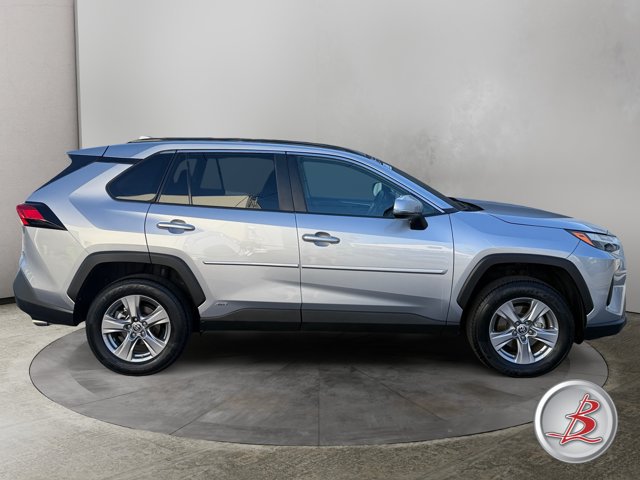 Used 2023 Toyota RAV4 LE AWD/4WD image 8